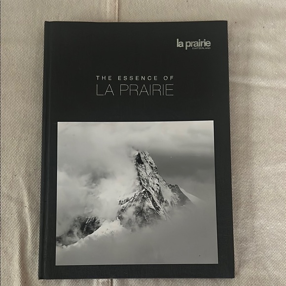 The Essence of La Prairie Book - NWOT - Picture 1 of 7